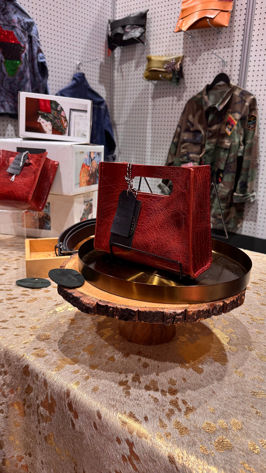 Venture Mini Clutch