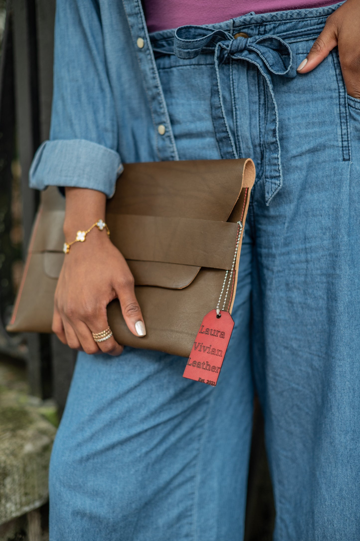 The Mae Clutch Solids