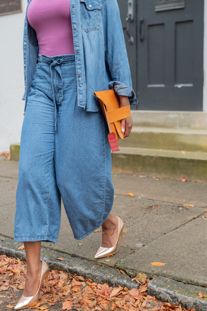 The Mae Clutch Solids