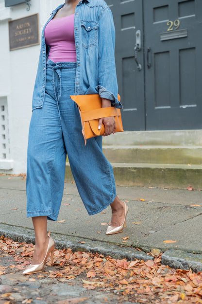 The Mae Clutch Solids