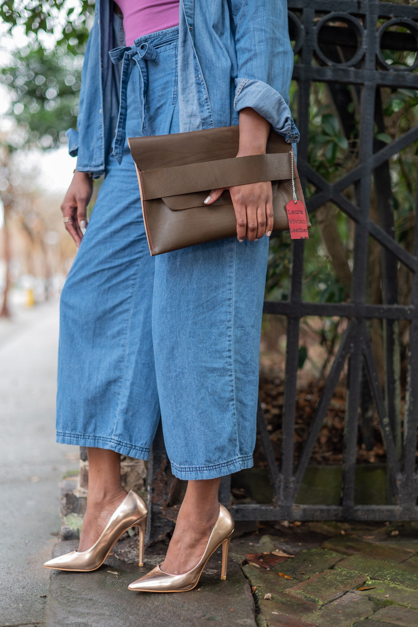 The Mae Clutch Solids