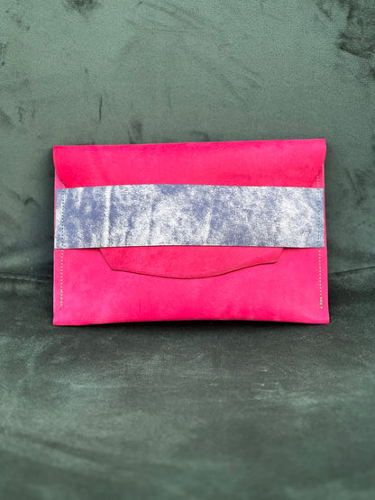 The Mae Midri Clutch